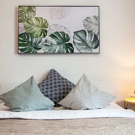 Nejedleho Apartmeet Daire Prag