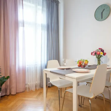 Nejedleho Apartmeet *