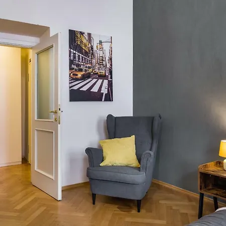 Nejedleho Apartmeet Apartamento
