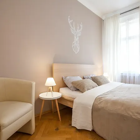 Nejedleho Apartmeet Apartamento *