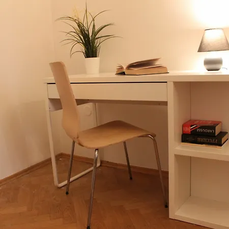 Nejedleho Apartmeet Apartamento